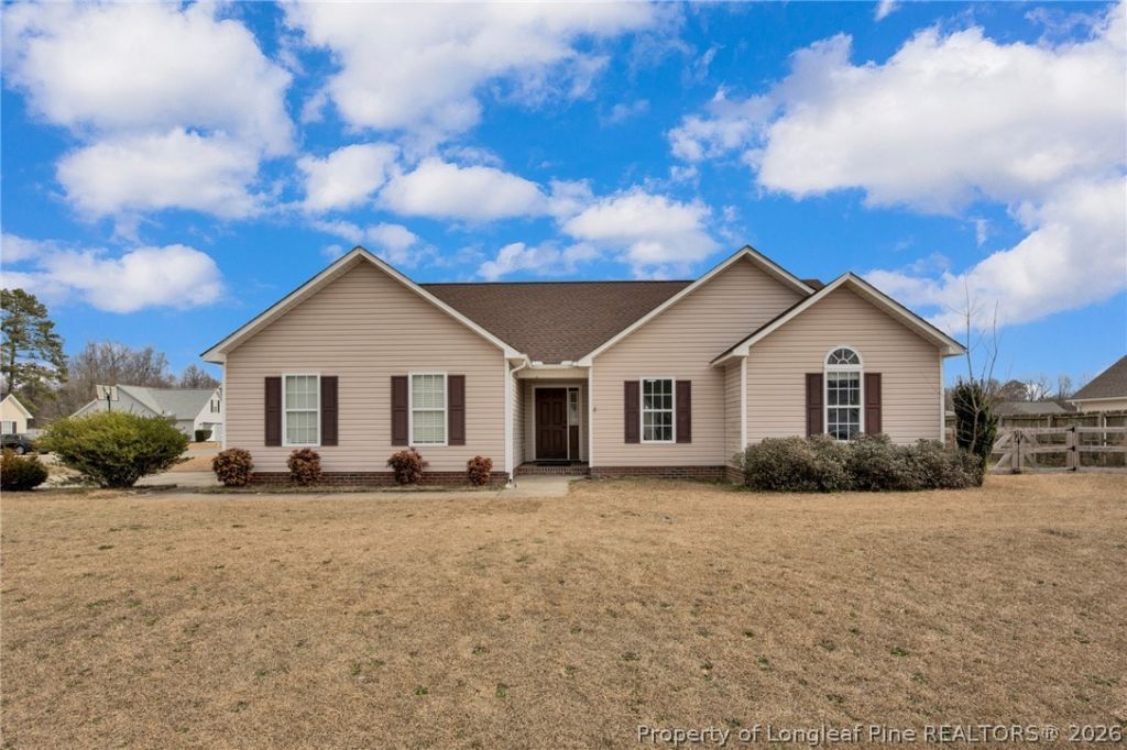 160 Moorea Drive, Raeford, NC 28376 Main Photo
