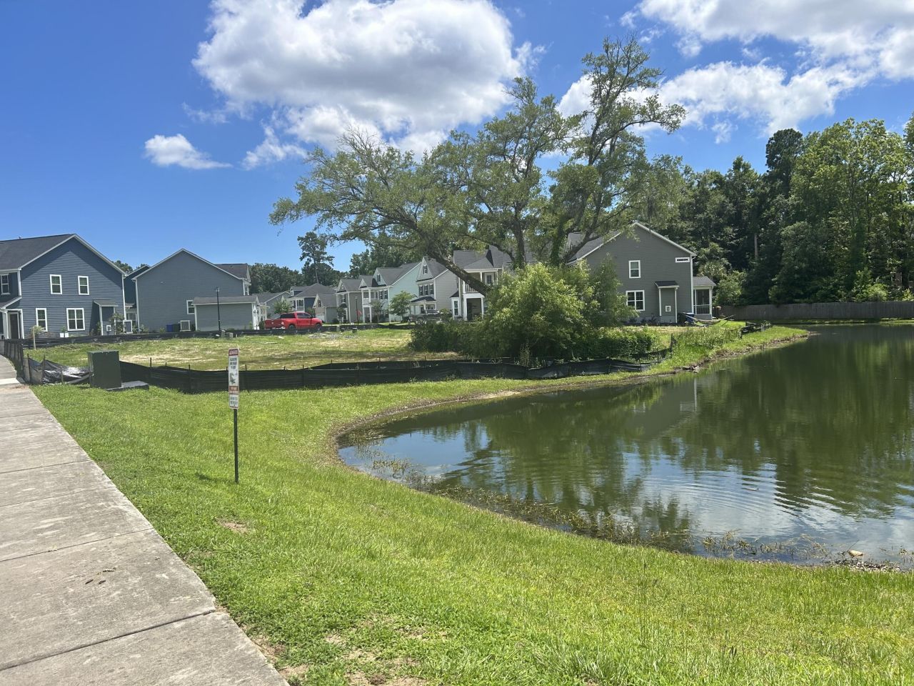 2349 Town Woods Road Photo 4