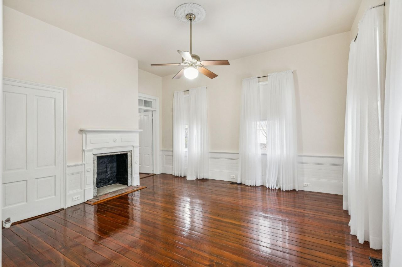 214 E Doty Avenue Photo 20