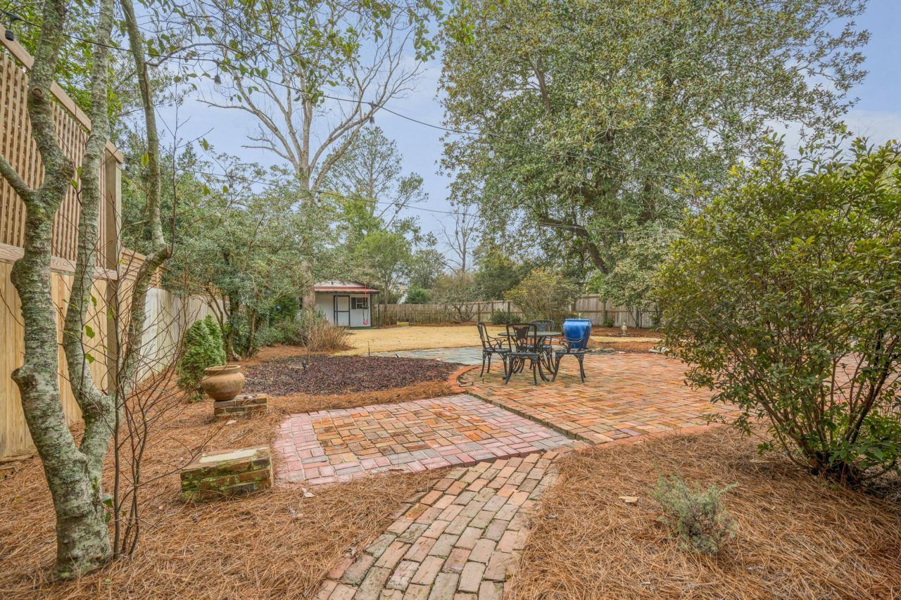 214 E Doty Avenue Photo 44