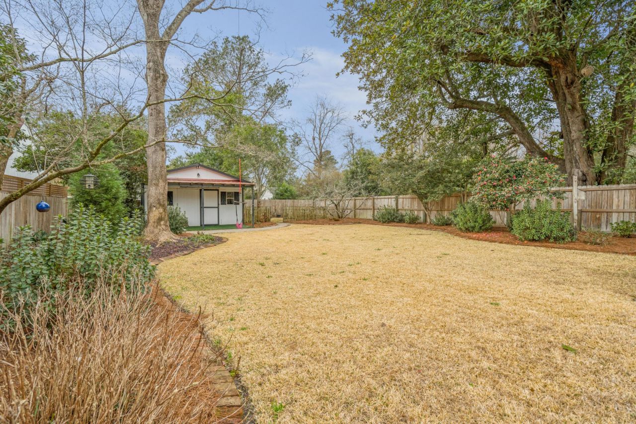 214 E Doty Avenue Photo 48