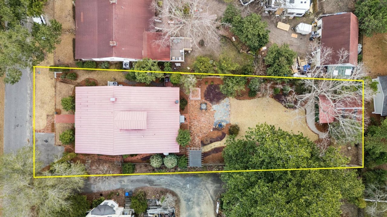 214 E Doty Avenue Photo 51