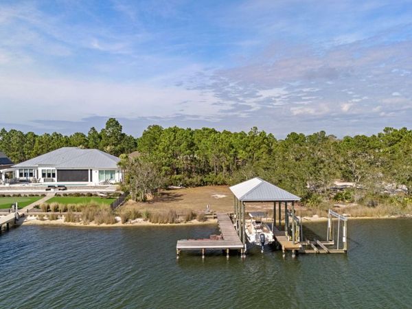 22 Shipwreck East Circle, Santa Rosa Beach, FL 32459
