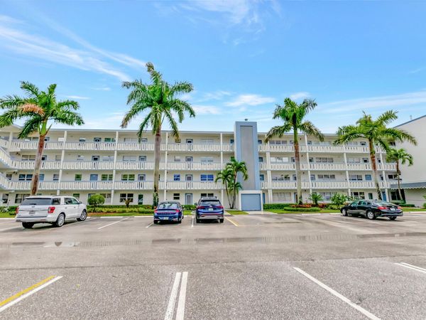 1072 Yarmouth D, Boca Raton, FL 33434