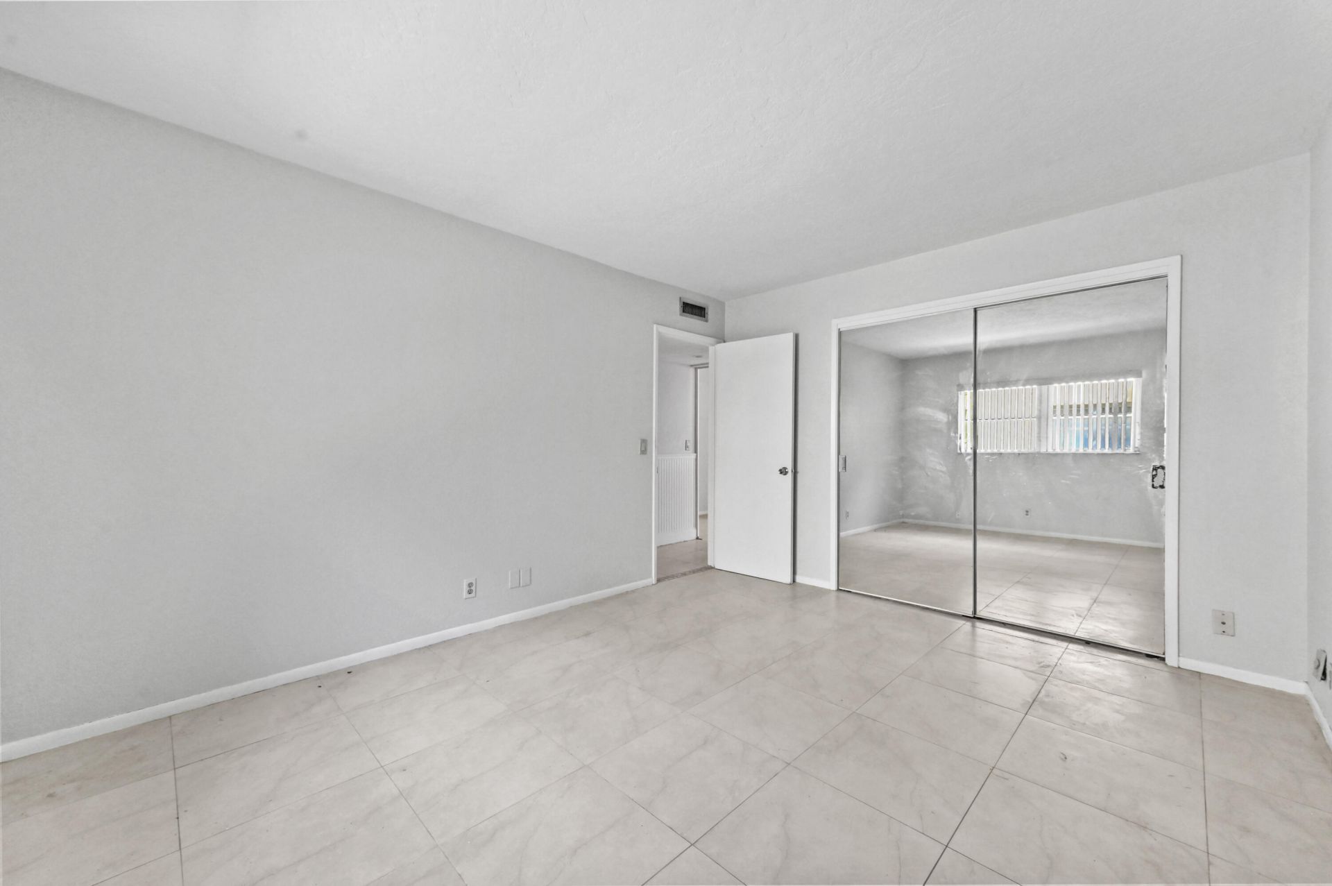 240 Croton Avenue, Unit 102, Lantana, FL 33462 Photo