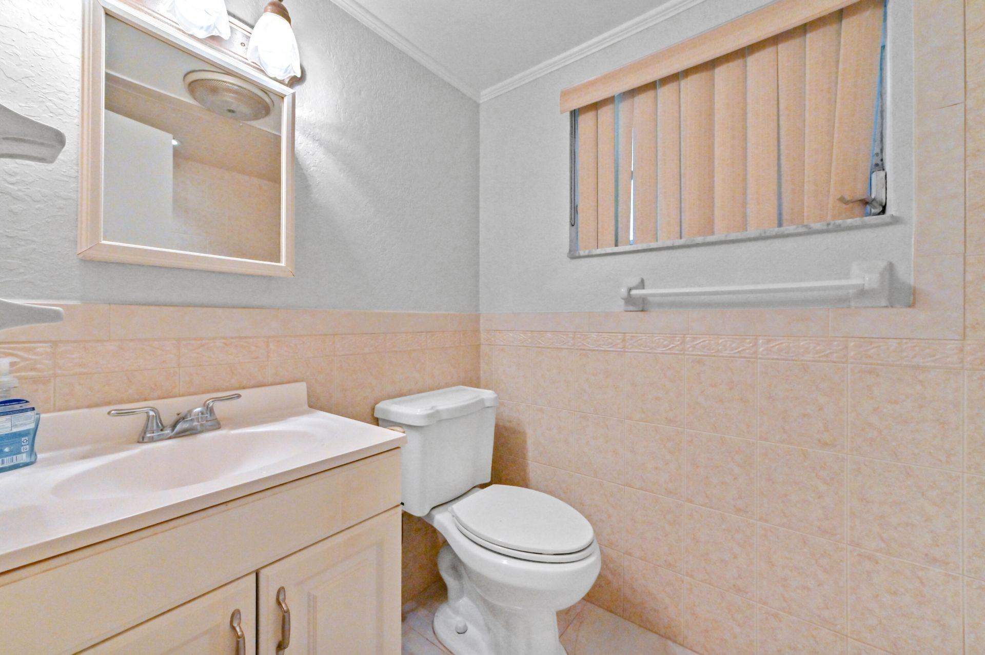 240 Croton Avenue, Unit 102, Lantana, FL 33462 Photo
