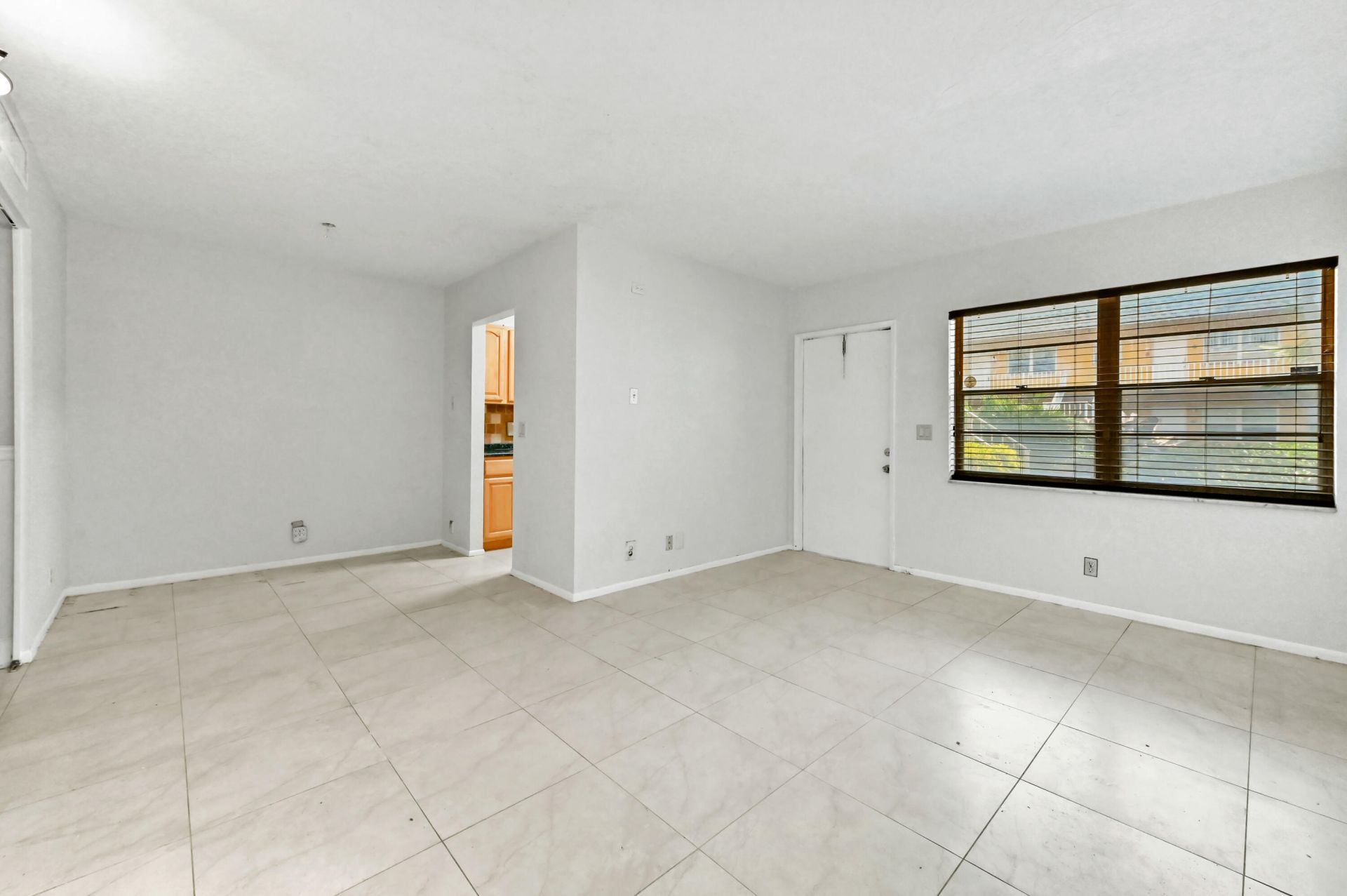 240 Croton Avenue, Unit 102, Lantana, FL 33462 Photo