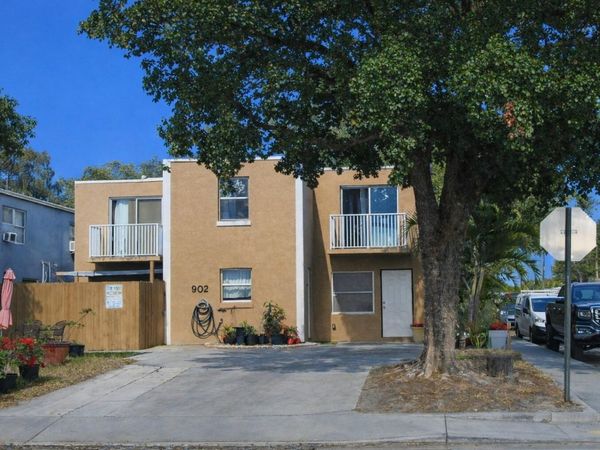902 N F Street, Lake Worth Beach, FL 33460