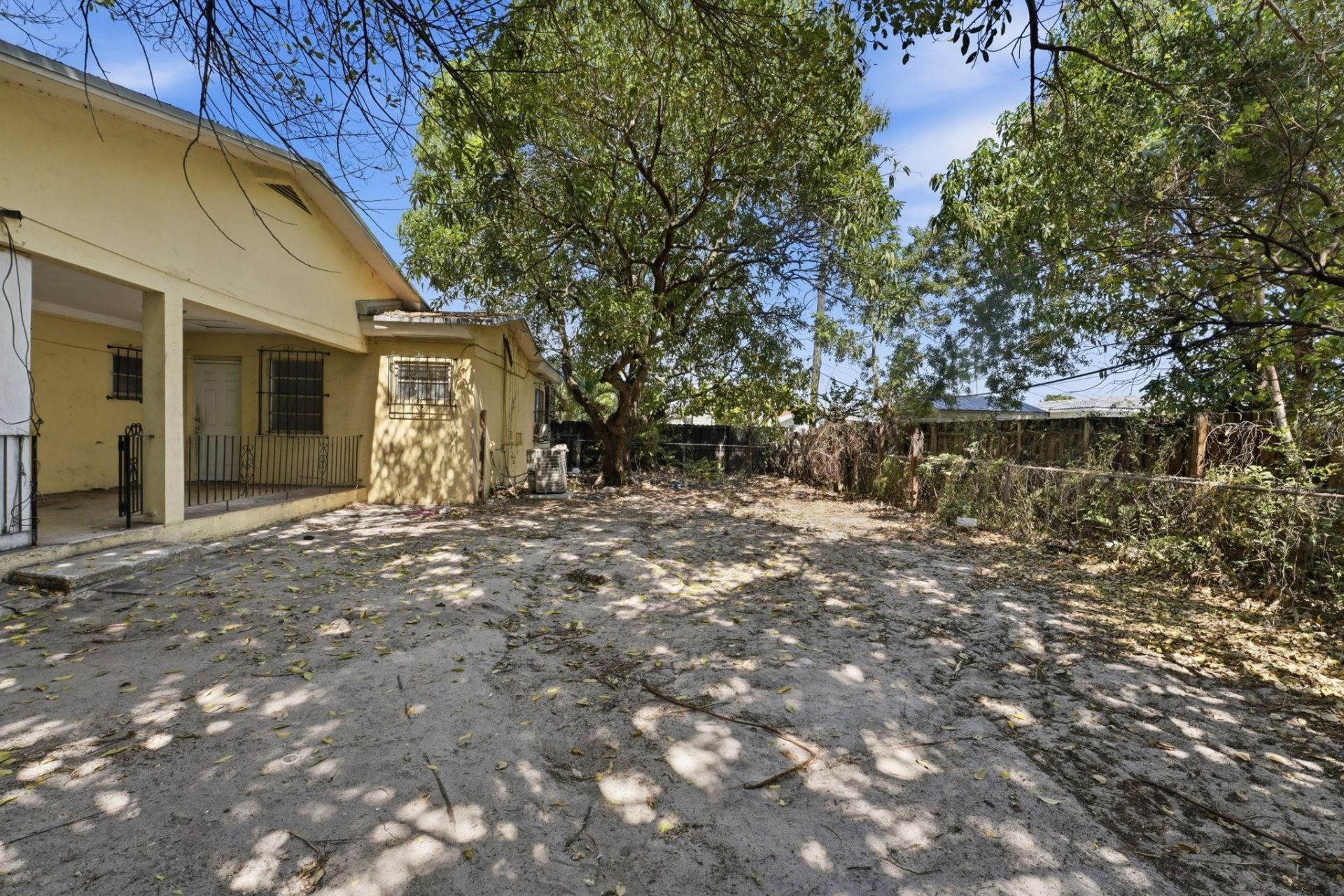 4925 E 9th Court, Hialeah, FL 33013 Photo