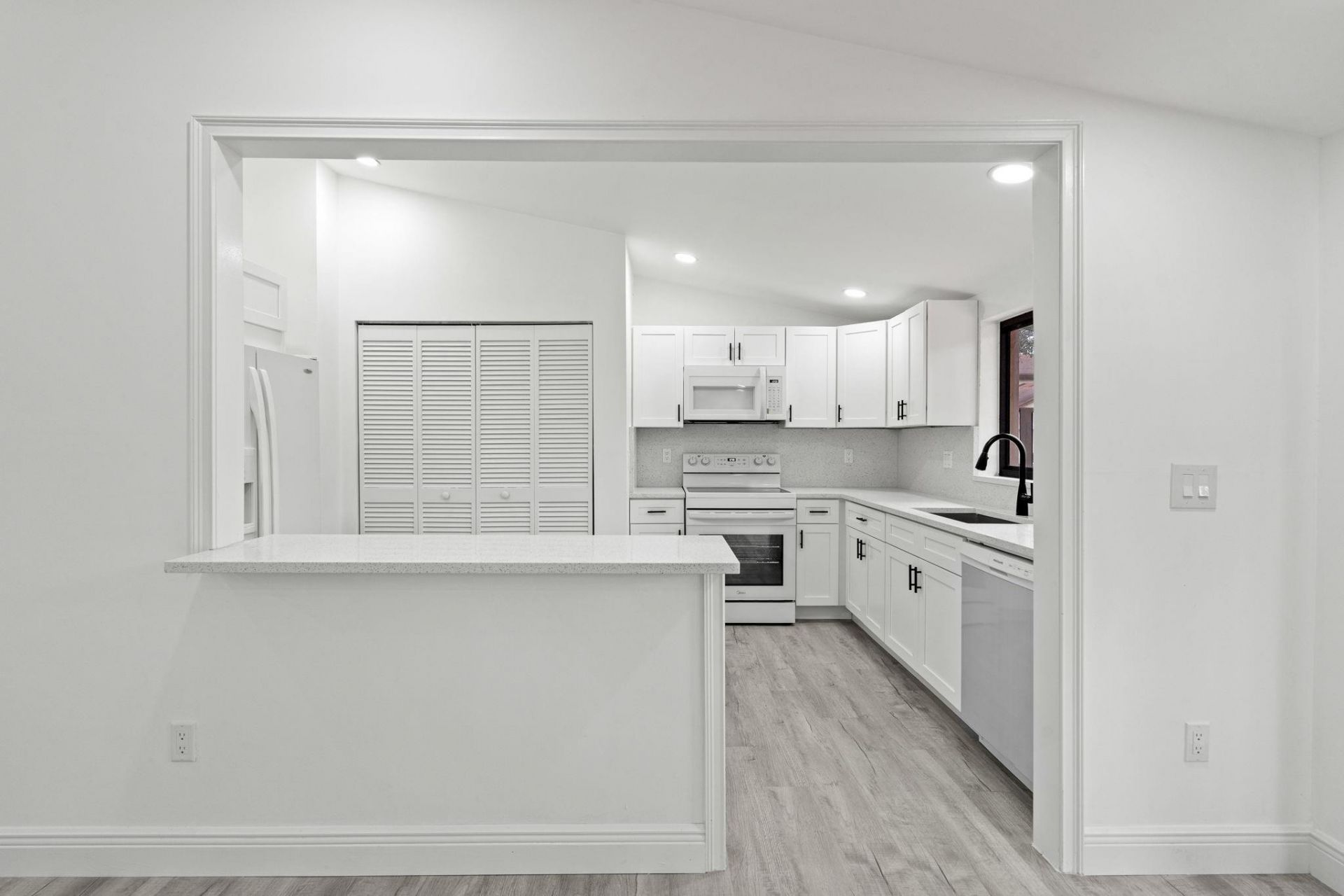 10045 SW 137 Court, Unit 10045, Miami, FL 33186 Photo