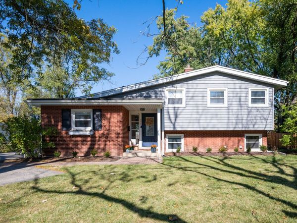 950 Brookside Lane, Deerfield, IL 60015