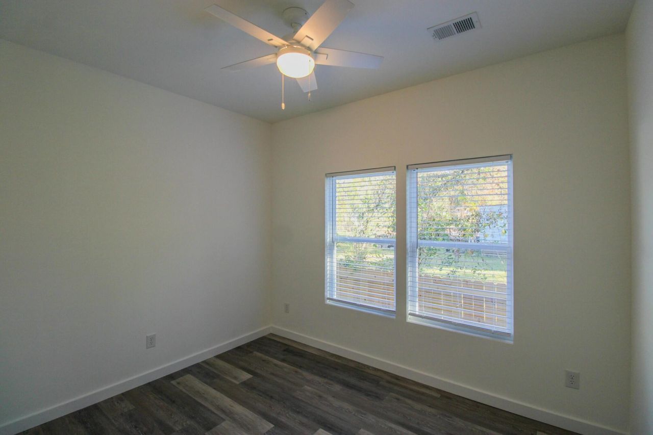 1922 Harper Street Photo 21