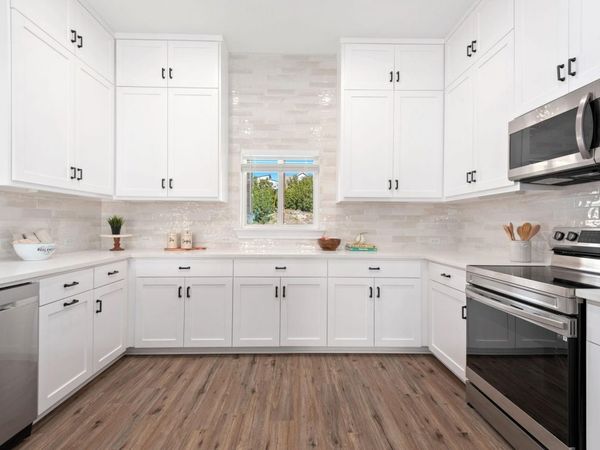 17701 Village DR, Dripping Springs, TX 78620