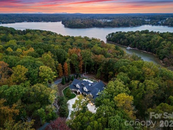 13400 Sage Thrasher Lane, Charlotte, NC 28278