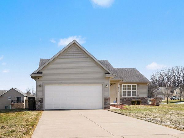 4660 Haywood Drive SE, Kentwood, MI 49512