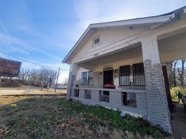 1025 CHELSEA AVE, Memphis, TN 38107