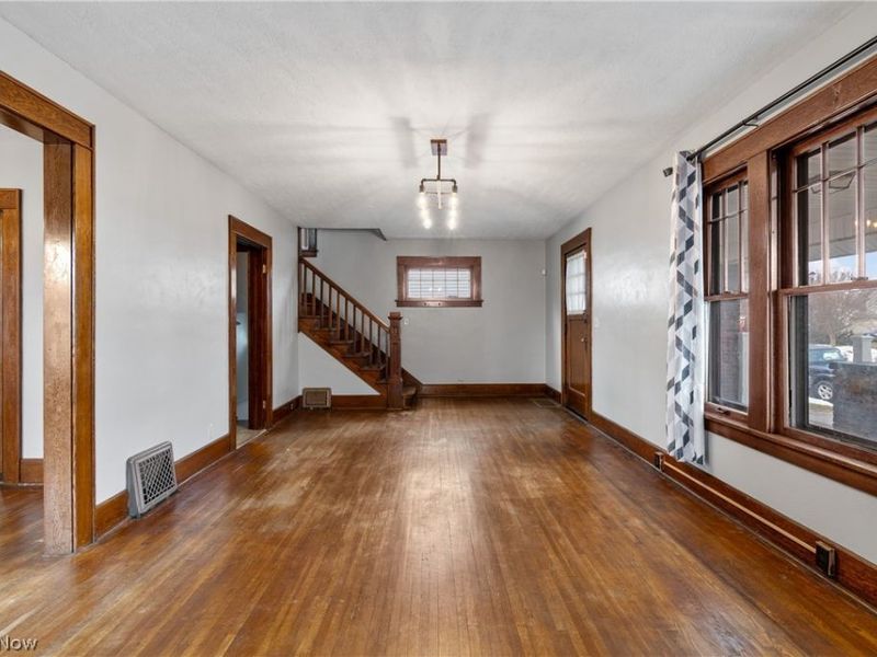 1823 S Seneca Avenue, Alliance, OH 44601 Photo 5