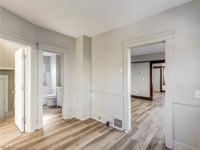 2923 E 120th Street, Cleveland, OH 44120 Photo 14