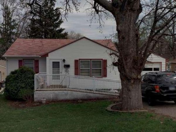 1321 Sibley Street , Hastings, MN 55033