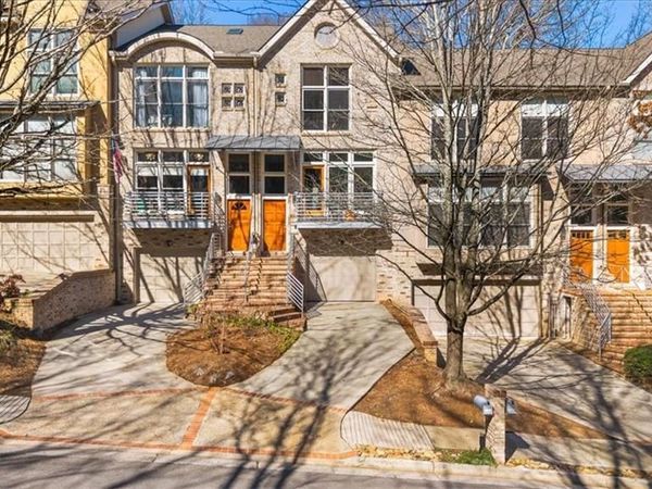 1286 Fernwood Circle, Atlanta, GA 30319