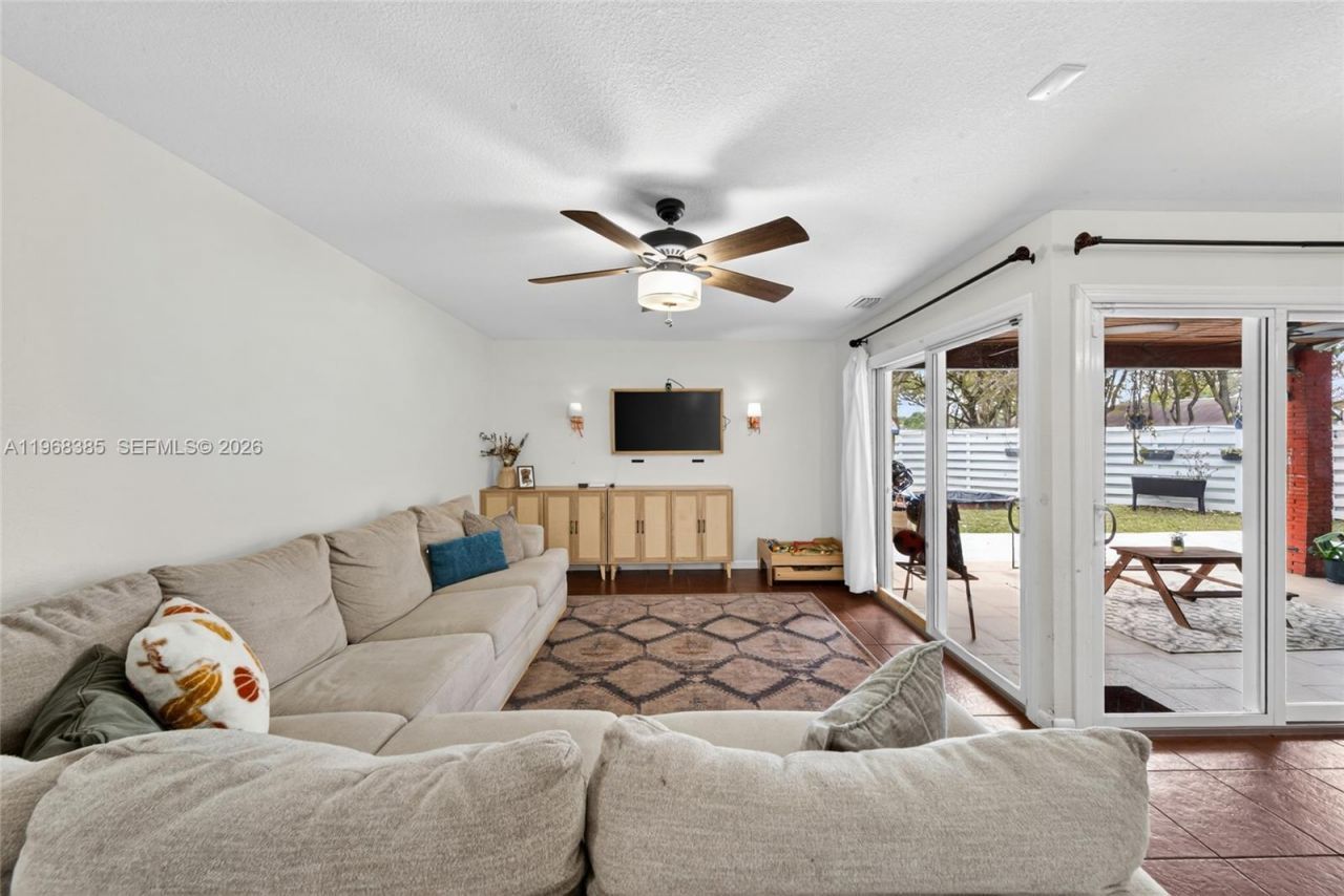 14607 SW 142nd Pl, Miami, FL 33186 Photo