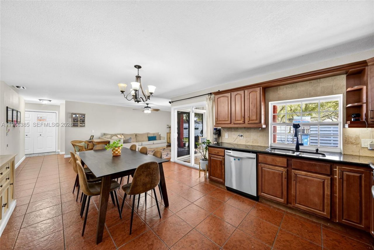 14607 SW 142nd Pl, Miami, FL 33186 Photo