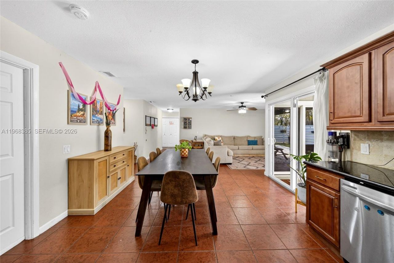 14607 SW 142nd Pl, Miami, FL 33186 Photo