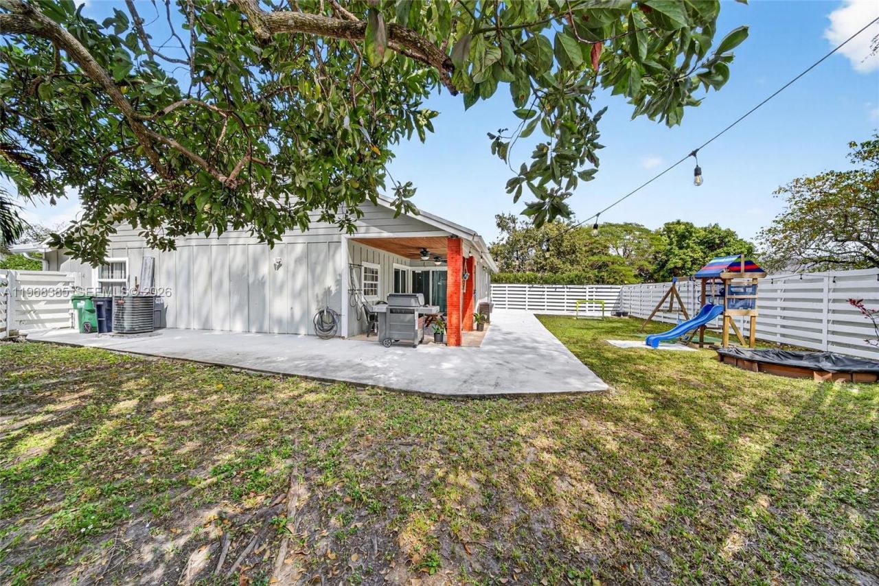 14607 SW 142nd Pl, Miami, FL 33186 Photo