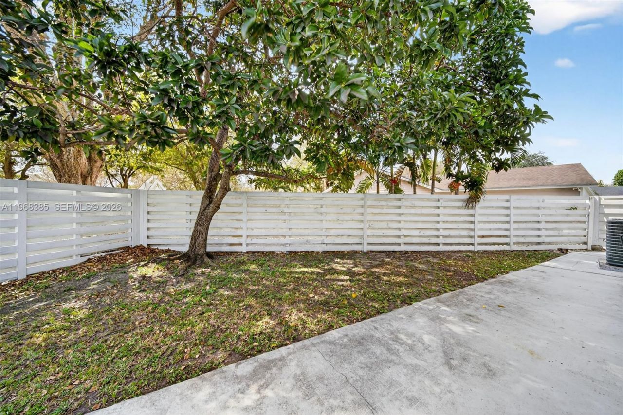 14607 SW 142nd Pl, Miami, FL 33186 Photo