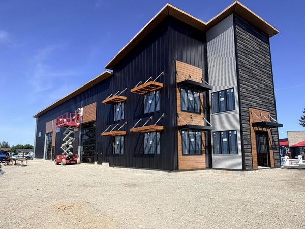 9878 N Kirkpatrick St, Hayden, ID 83835