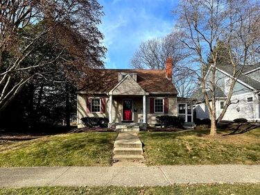 251 MAPLE AVENUE, HERSHEY, PA 17033