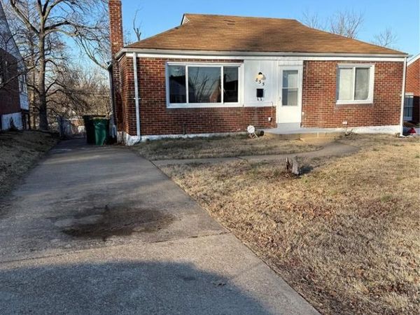 835 Fontaine Place , St Louis, MO 63137