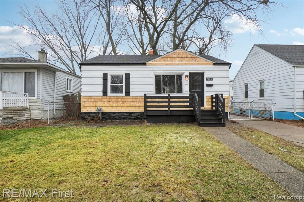 23818 Tawas Avenue, Hazel Park, MI 48030 Main Photo