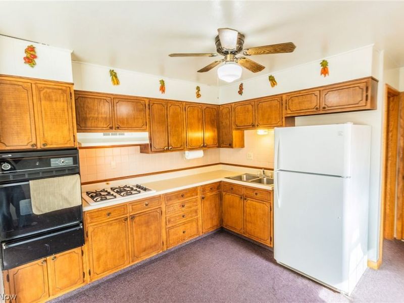 1587 Lois Street, Belpre, OH 45714 Photo 14