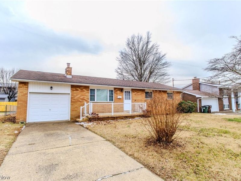 1587 Lois Street, Belpre, OH 45714 Photo 5