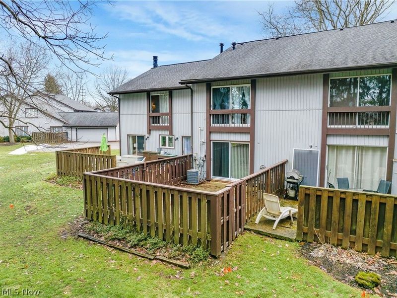 798 Pipes Court, Unit 1605, Northfield, OH 44067 Photo 23