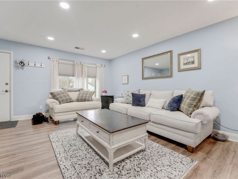 798 Pipes Court, Unit 1605, Northfield, OH 44067 Photo 4