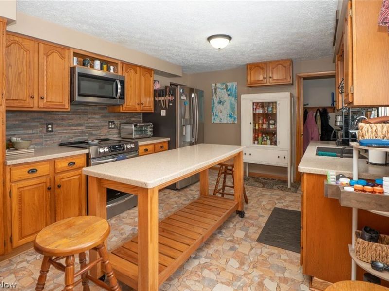 4795 Erie Avenue NW, Canal Fulton, OH 44614 Photo 10