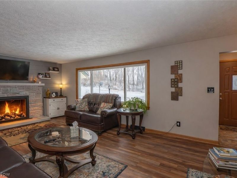 4795 Erie Avenue NW, Canal Fulton, OH 44614 Photo 3