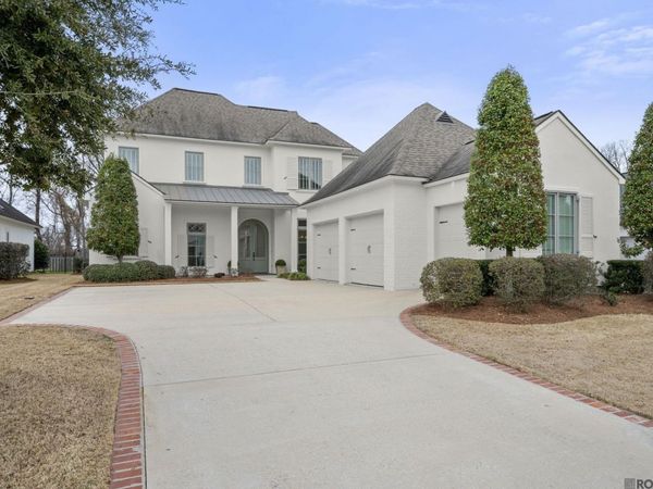 2130 Tiger Crossing Dr, Baton Rouge, LA 70810