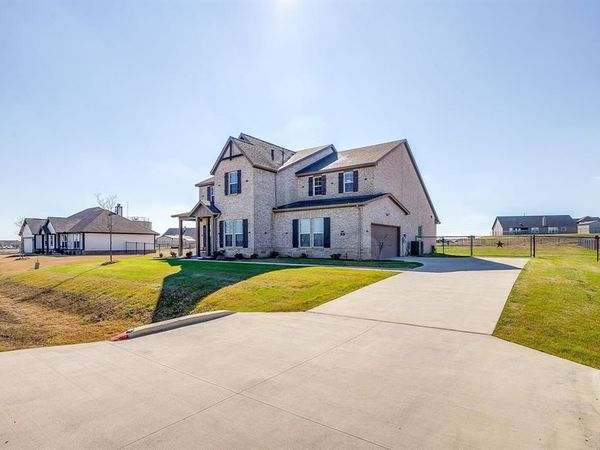 153 Misty Mountain Lane, Rhome, TX 76078