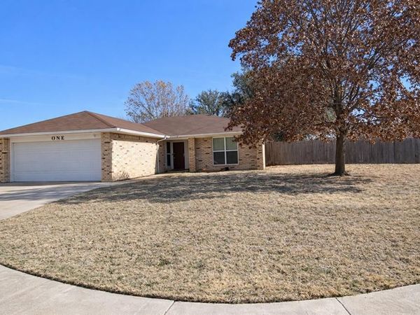 1 Daisy Circle, Wichita Falls, TX 76310