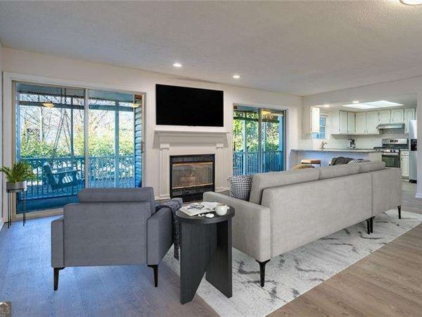 24 Hampshire Court, Avondale Estates, GA 30002