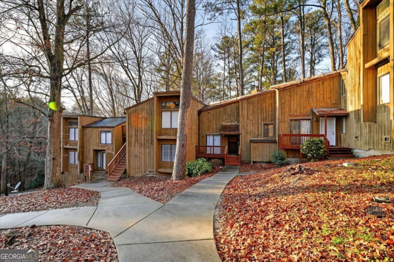 3109 Fairington Drive, Lithonia, GA 30038 Main Photo