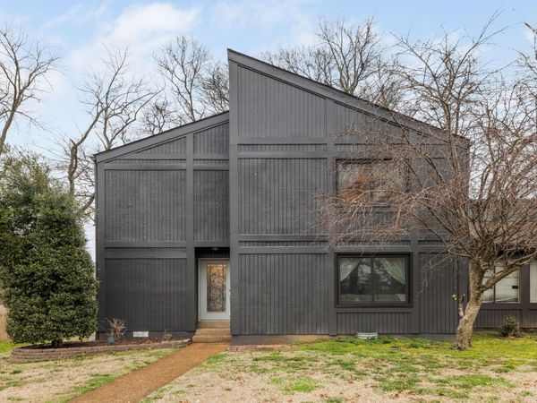 514 Doral Country Dr, Nashville, TN 37221