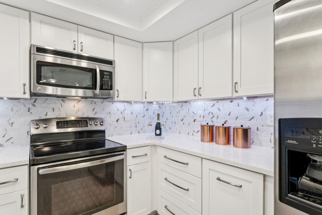 8702 Seeley Lane, Hudson, FL 34667 Photo