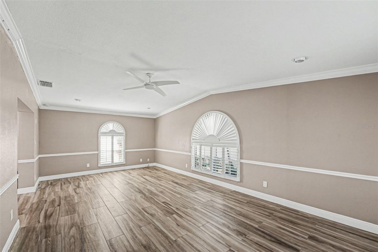 1183 35th Avenue Ne, Saint Petersburg, FL 33704 Photo