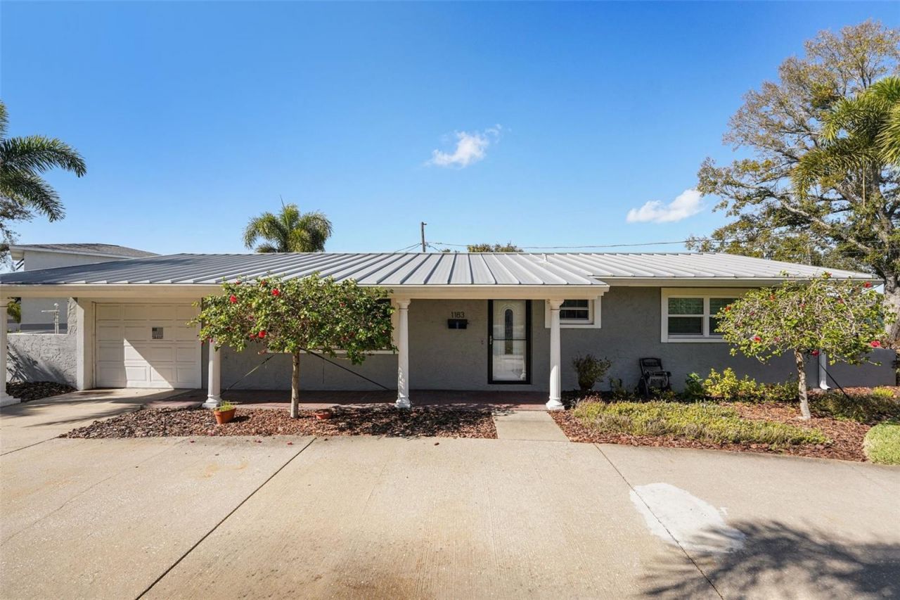 1183 35th Avenue Ne, Saint Petersburg, FL 33704 Photo