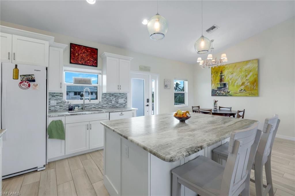 555 Piedmont Rd, Sanibel, FL 33957 Photo