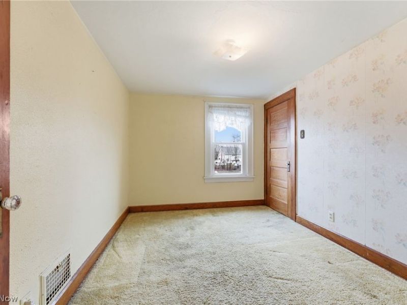 864 W College Road, Alliance, OH 44601 Photo 29